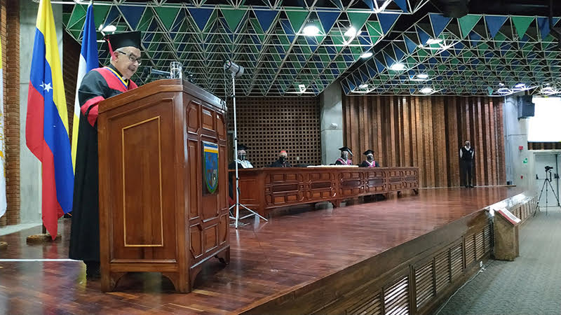 El rector, Francisco José Virtuoso