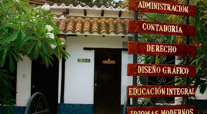 Unimar reprograma inscripciones