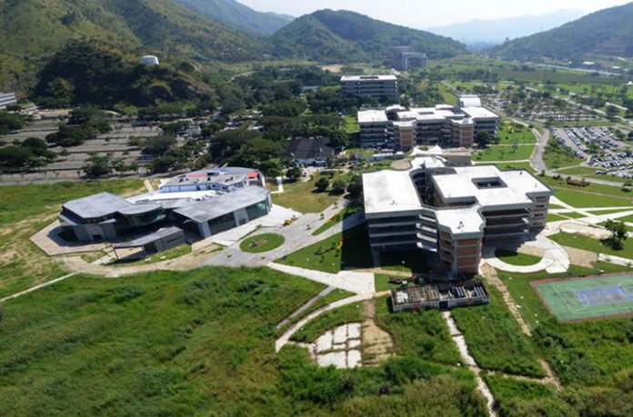 Universidad-de-Carabobo-UC-1-696x459