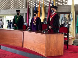 UCV gradúa 124 nuevos
