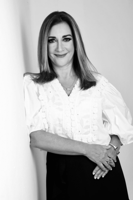 0abd5233-8bd2-415f-9209-eb70103e84f6-450x676