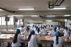 odontologiaucv-clasessemipresenciales-7abr2022-937x625