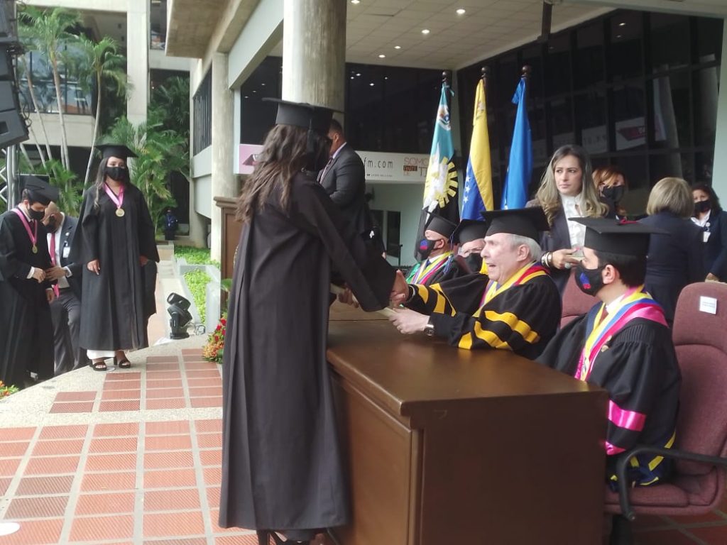 7c29ff81-3dad-48f8-b0c5-697efcc4cc43