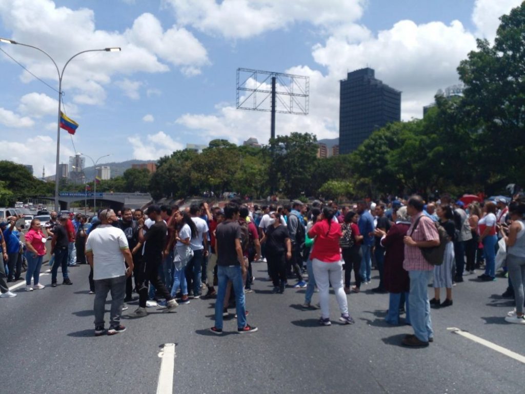 protesta-autopista-fajardo-10-agosto-2022-1068x801