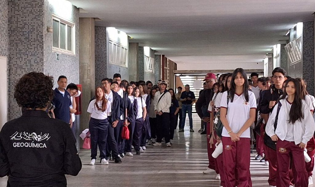 ¿Que-hace-un-cientifico-9-1080x640