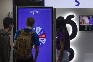 FOTOS-DIGITEL-TECNOLOGIA-EGRESADOS-1-p