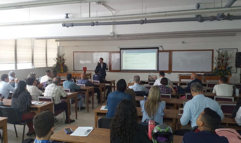 UCV-50-ANIVERSARIO-DE-LA-ESCUELA-DE-INGENIERIA-EN-PETROLEO-2DO-DIA-18-1080x640