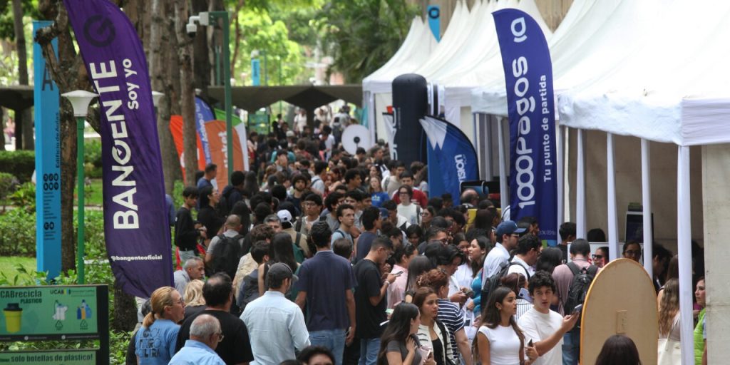 Feria-de-Empleo-y-Pasantias-UCAB-mayo-2026-MSarda-32-1280x640 (1)