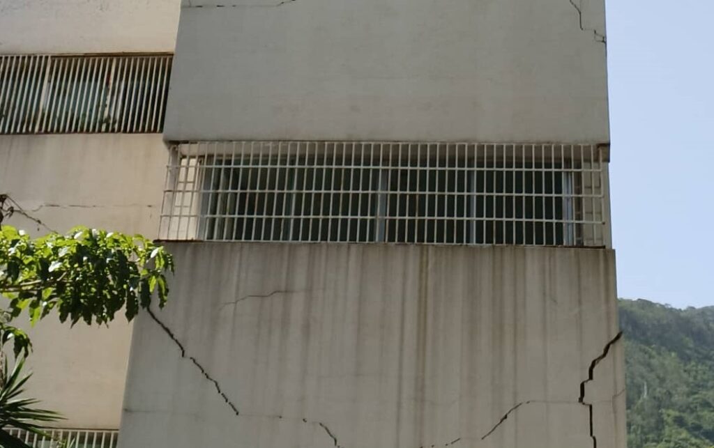 Terremoto-en-Caracas-1024x643