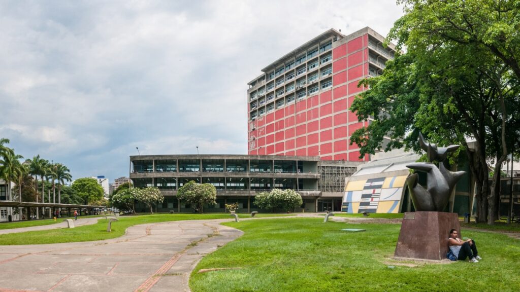 UCV-1024x576